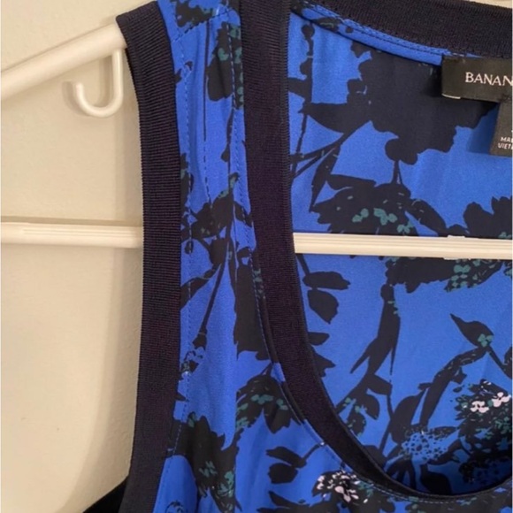 Banana Republic Blue Black Floral Tank Size Small - Picture 4 of 7